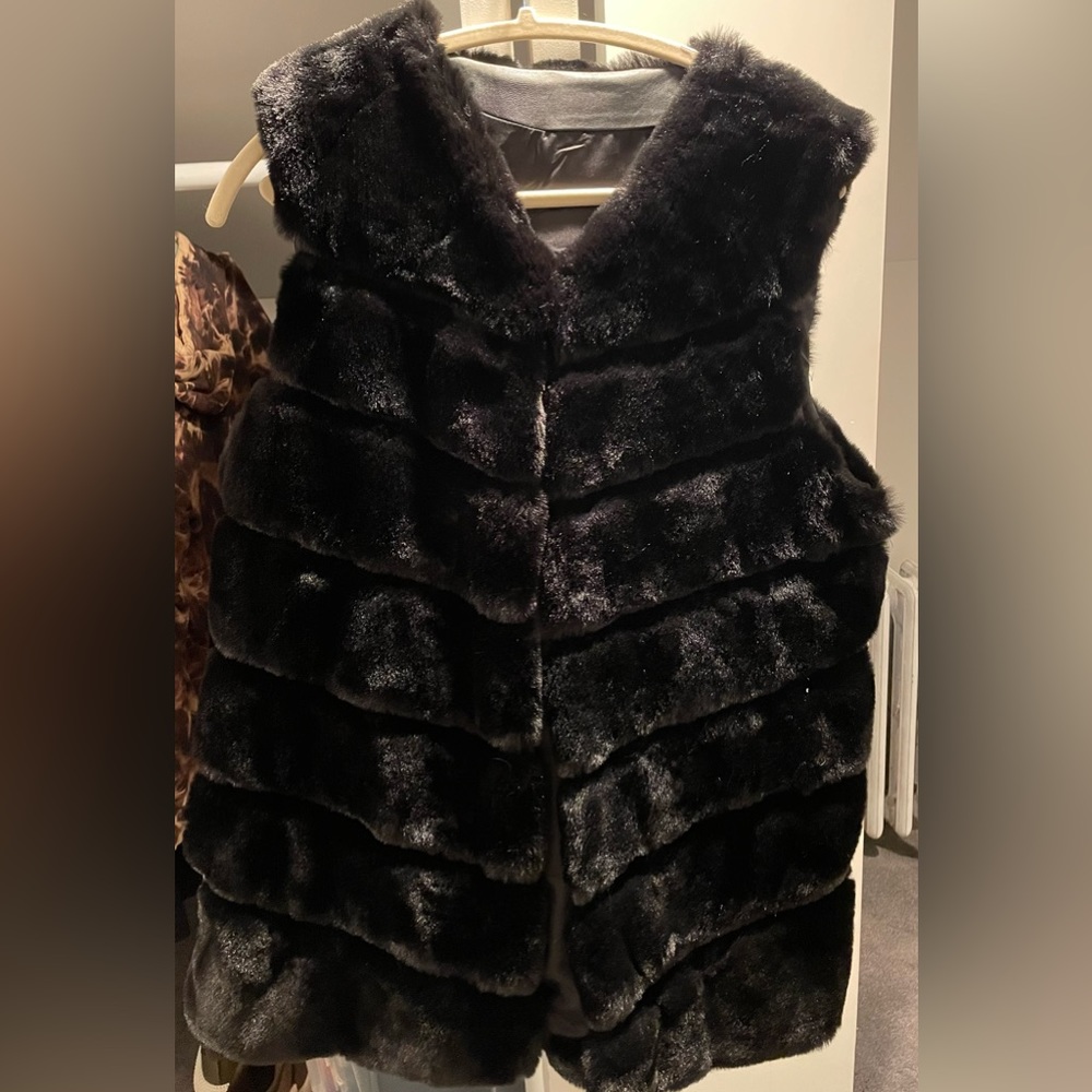 Faux fur black long vest NWOT one size